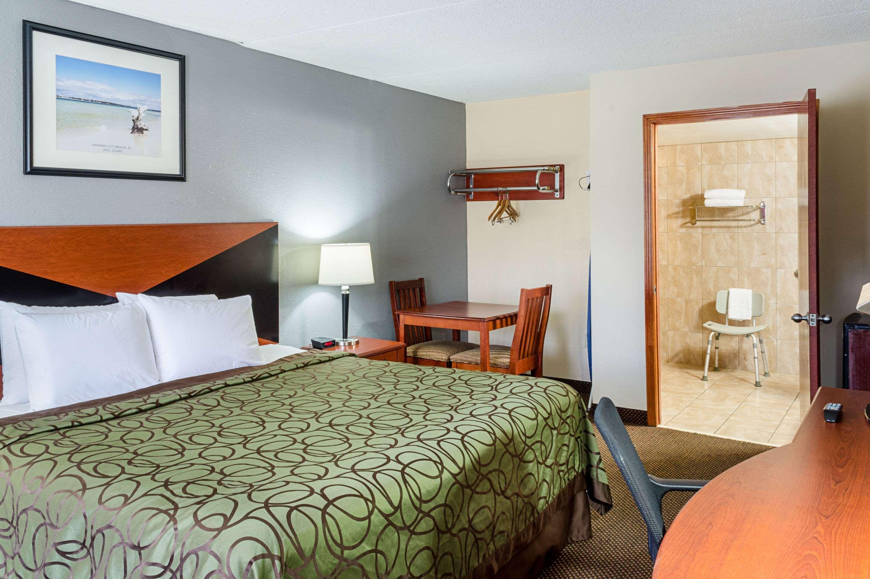 Rodeway Inn Panama City Bagian luar foto