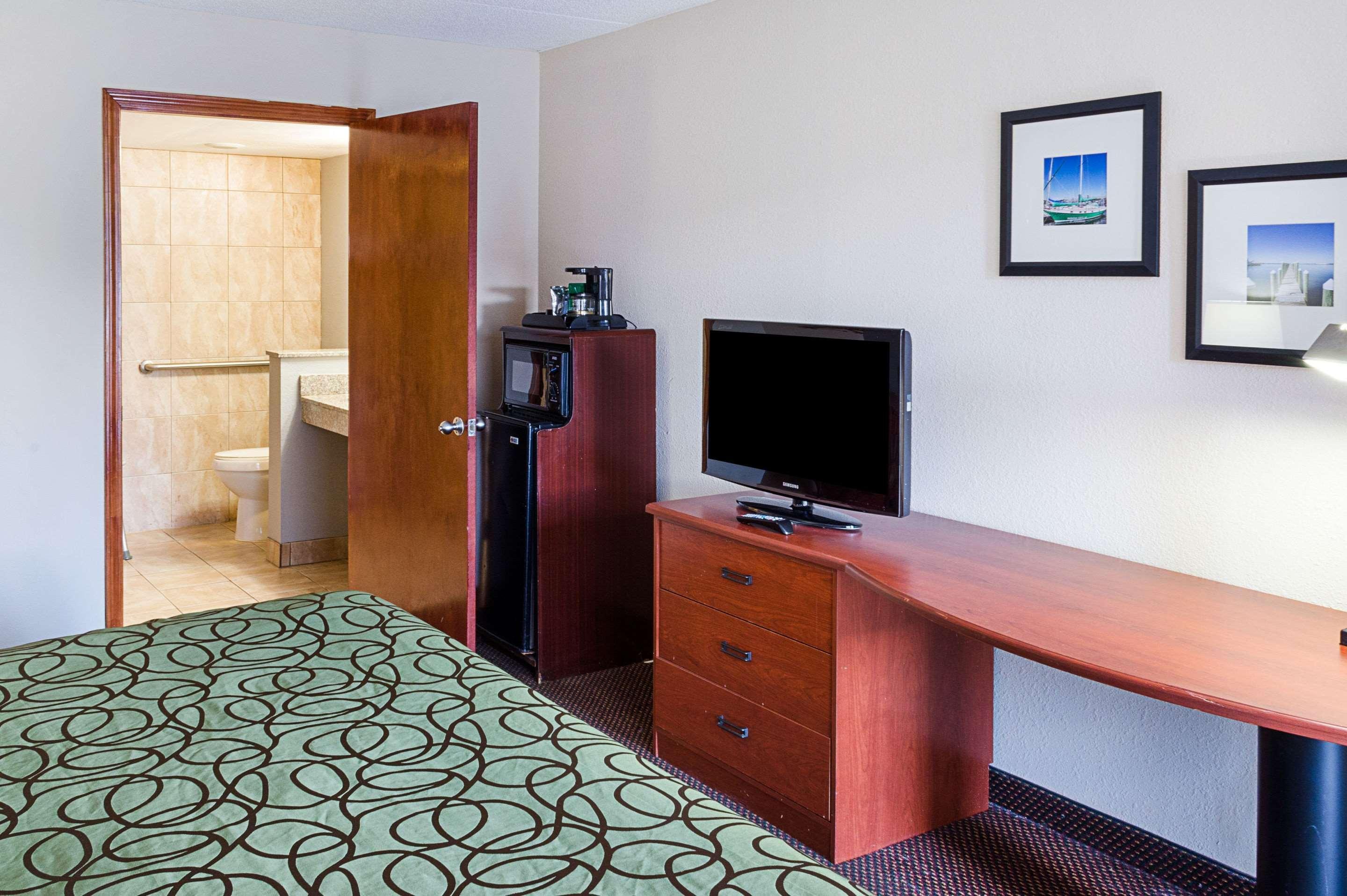 Rodeway Inn Panama City Bagian luar foto