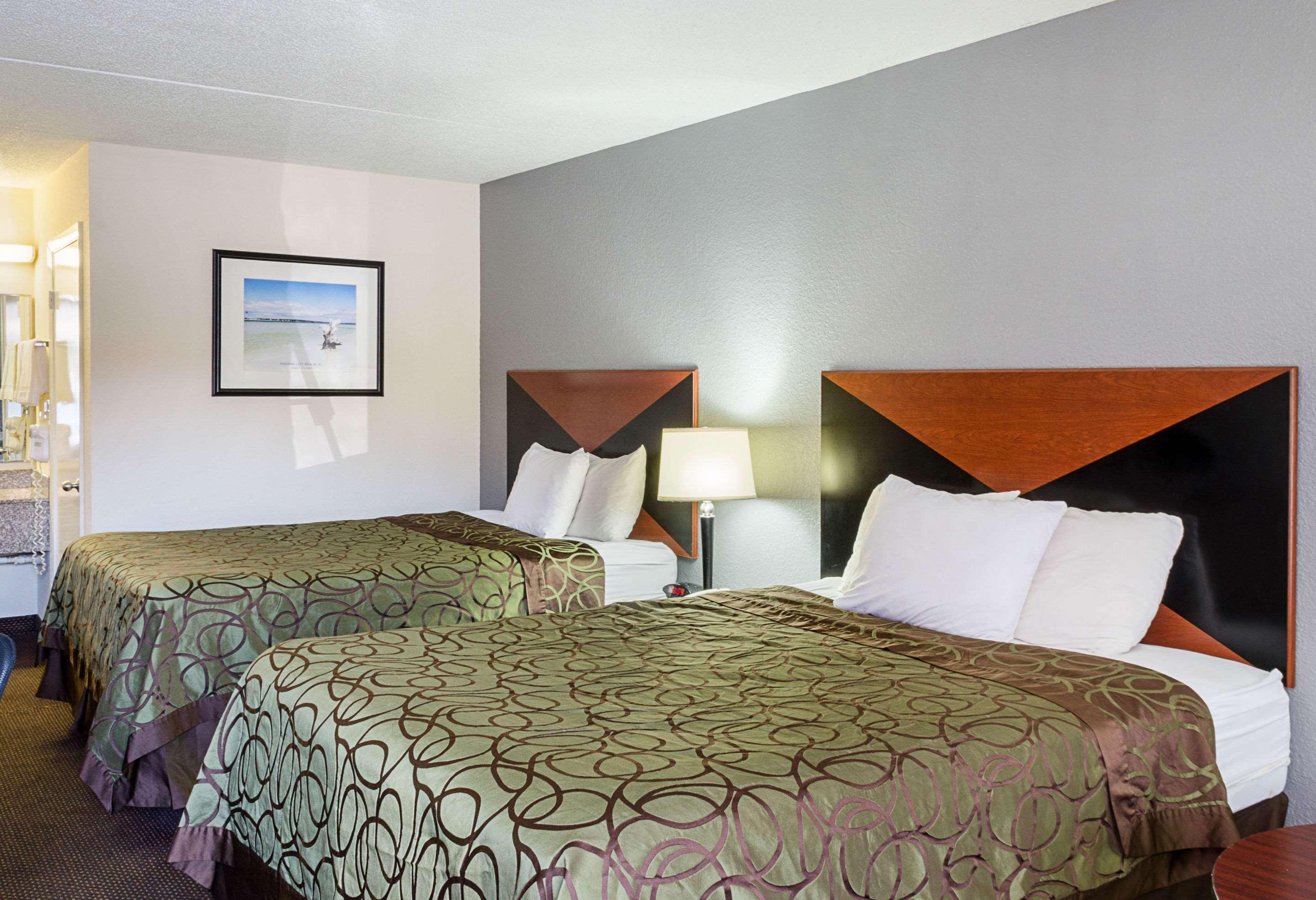 Rodeway Inn Panama City Bagian luar foto